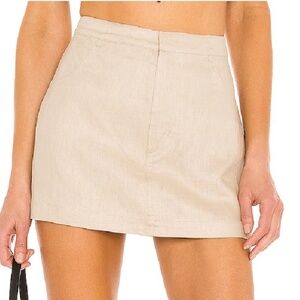 L'Academie Allana Skort Beige